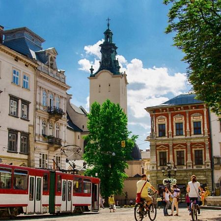 Люкс Апартаменти На Площі Ринок Lviv Exterior photo