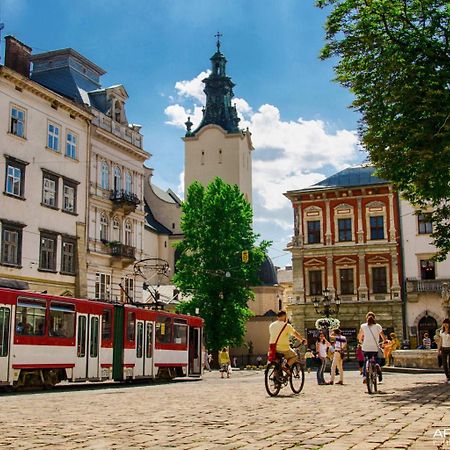 Люкс Апартаменти На Площі Ринок Lviv Exterior photo